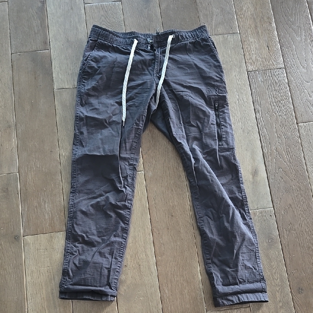 Vuori - Small Women's Grey Ripstop Pants